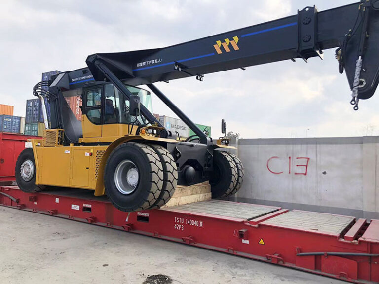 Delivery of Reach Stacker to Vietnam