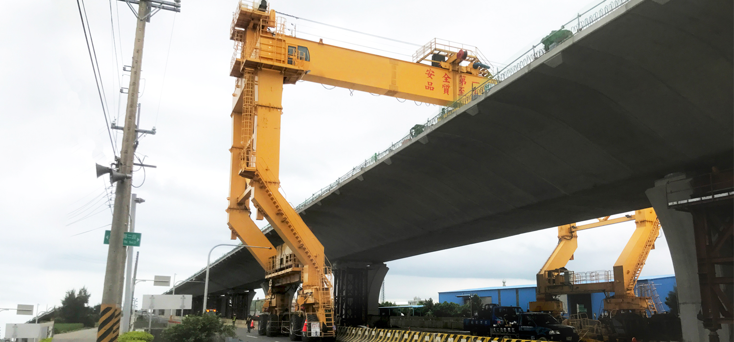180 Ton Crane for Bridge Construction