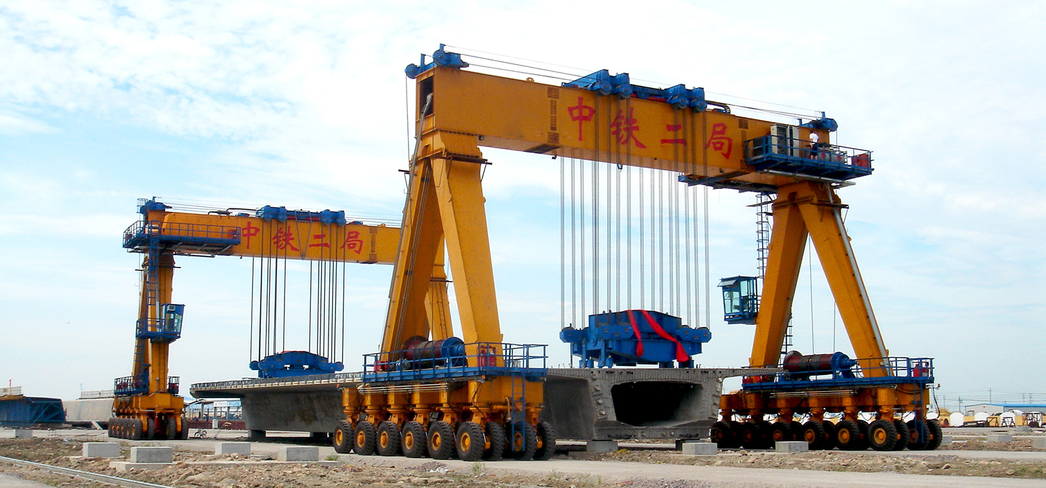 Straddle Crane in Construction