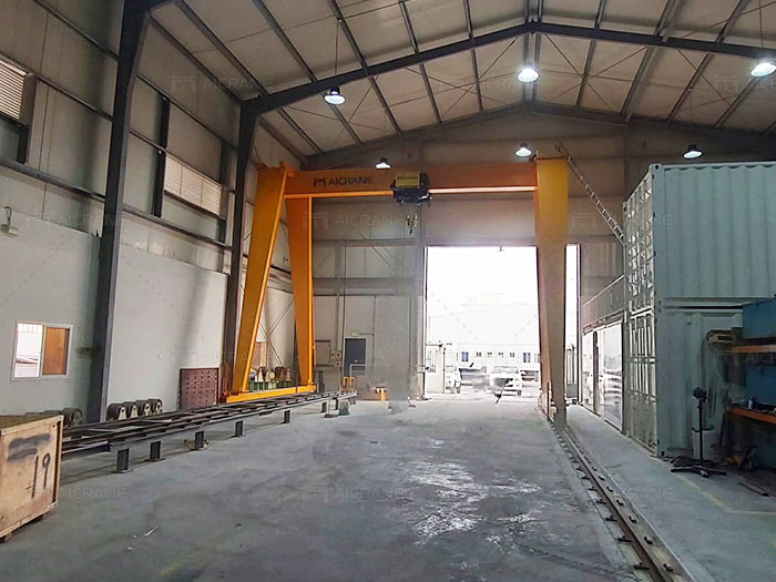12t gantry crane in a rubber product factory