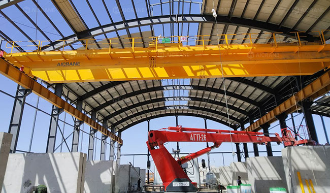 20 ton overhead crane uses in precast concrete production