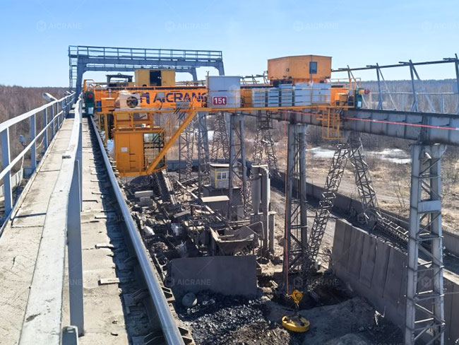 Electromagnetic Scrap Handling Overhead Crane