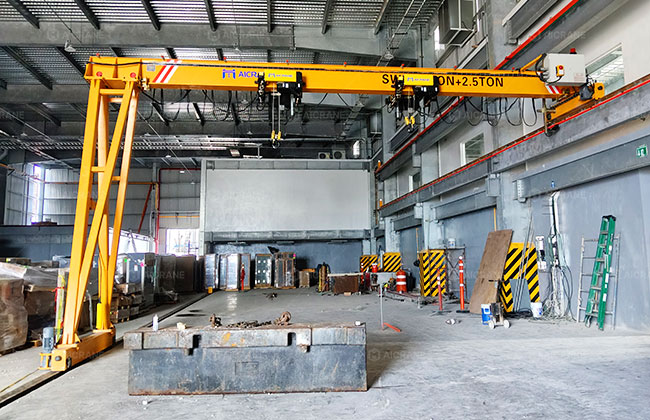 semi gantry for warehouses