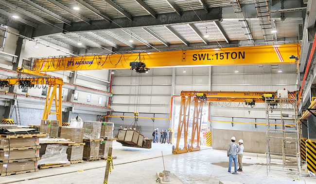 Maintenance Overhead Cranes for Heavy Equipment Handling