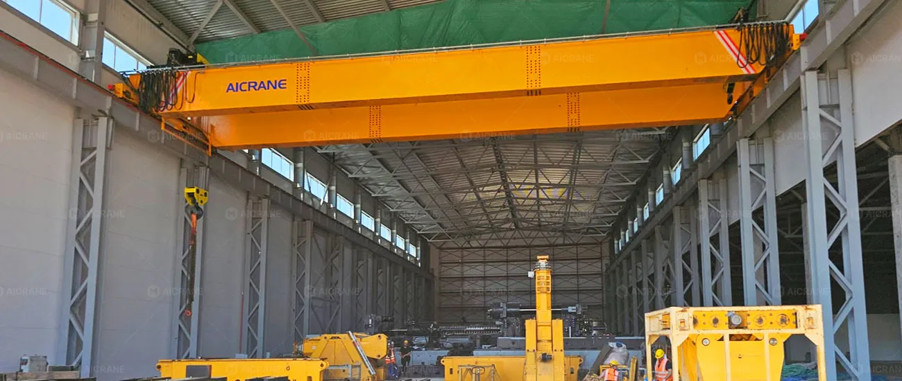 64T Overhead Crane Enables Smooth Mold Handling in a Russian Heavy Industry Workshop