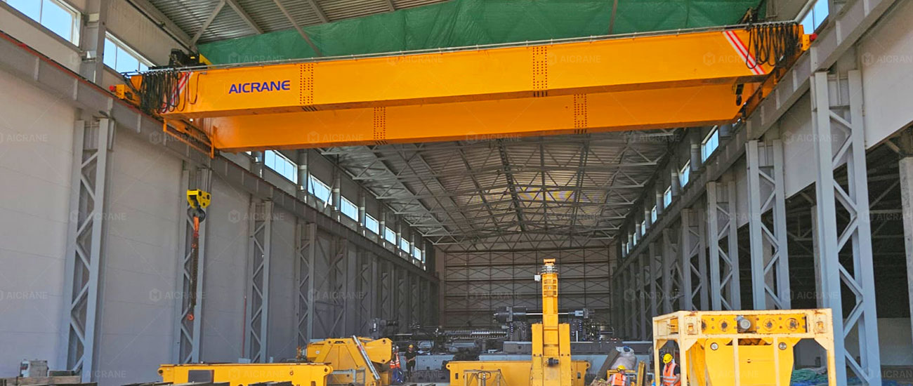 64T Overhead Crane Enables Smooth Mold Handling in a Russian Heavy Industry Workshop