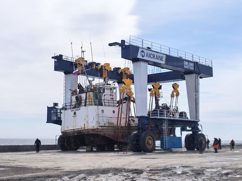 300 ton travel lift at customer site for vessel lifting and marine boat handling
