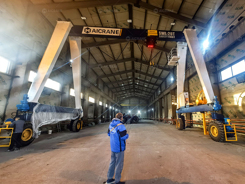 Operating the 20 Ton RTG Crane