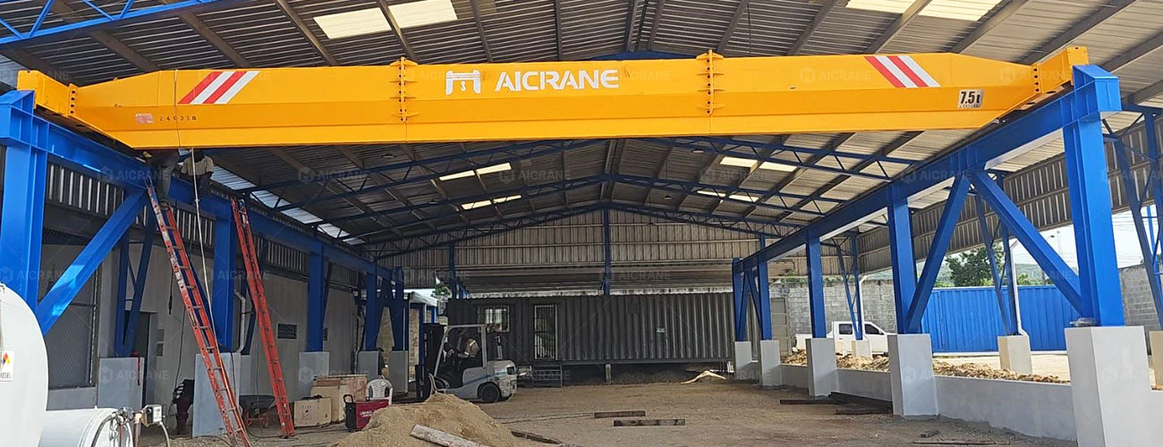 7.5 ton light duty overhead crane in Dominican Republic industrial workshop