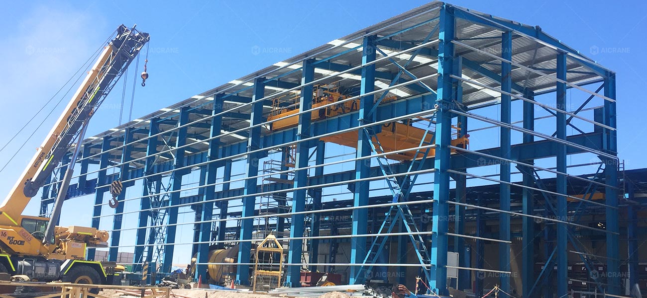 Heavy Bridge Cranes Installed In Steel Structure Factory Workshop