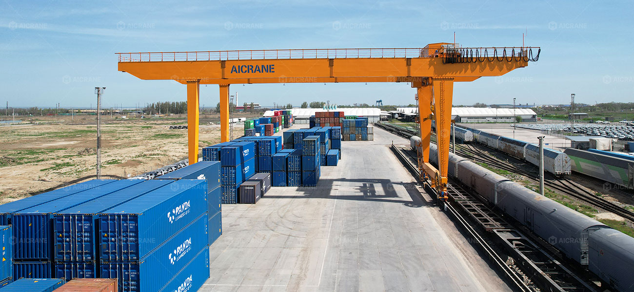Heavy-duty 45t RMG crane for Kazakhstan railway logistics