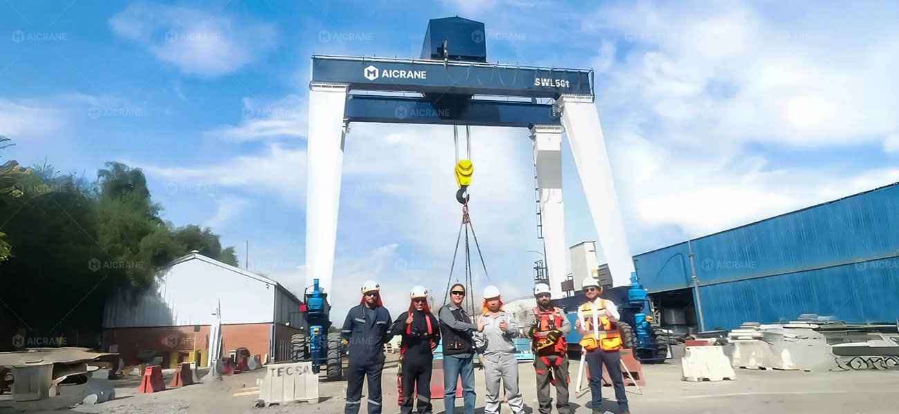 heavy duty 50t RTG crane for industrial pump handling in Chile