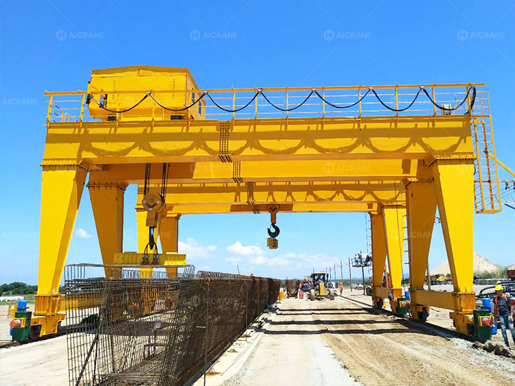 Heavy lifting of a precast reinforced concrete beam