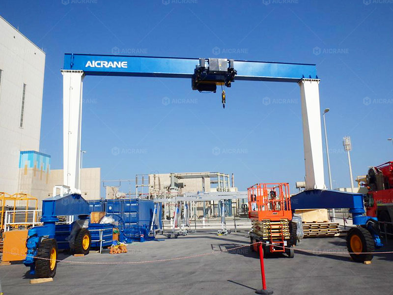 Light duty rubber tyred gantry crane for industrial maintenance