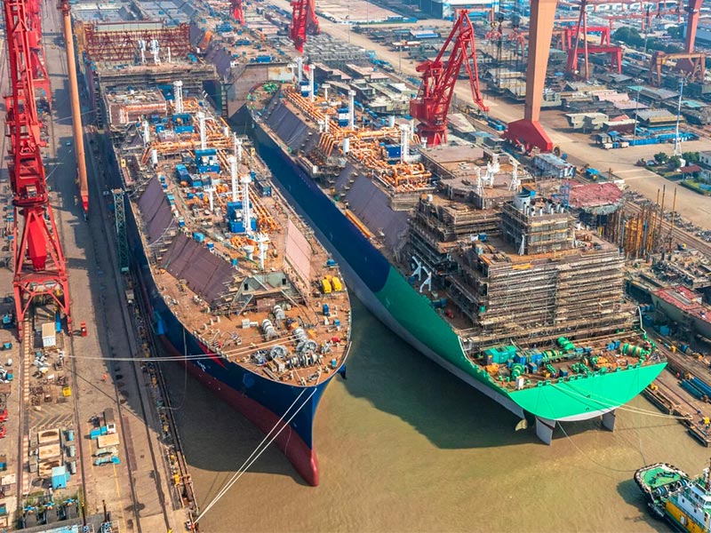 Shipbuilding material handling system