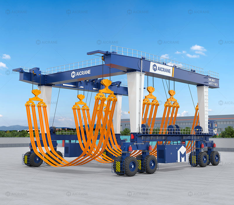 Heavy duty boat hoist in shipyard, 400T-800T