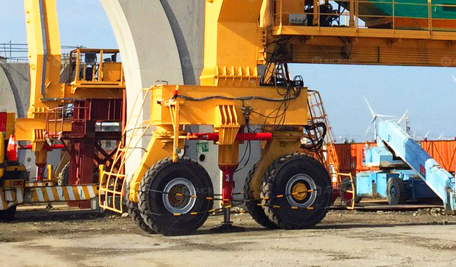 hydraulic suspension cylinder supporting RTG wheel bogie vertical adjustment
