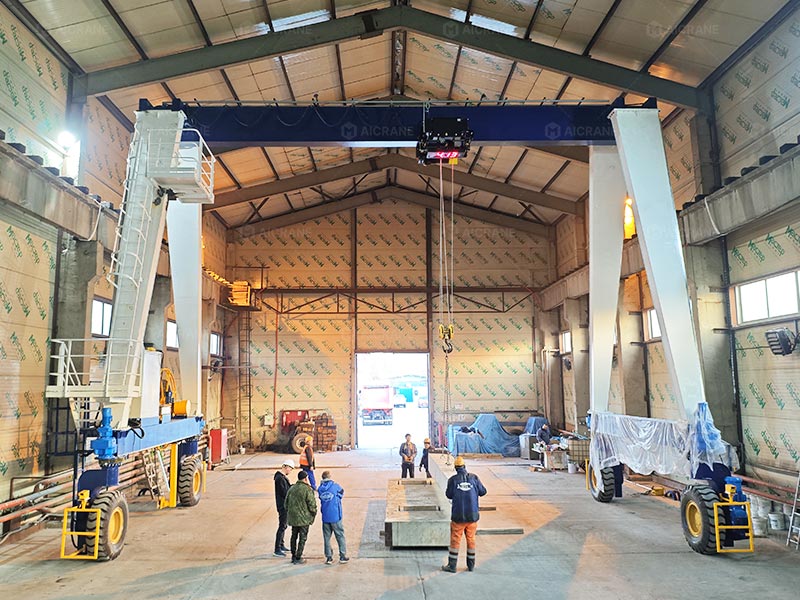 RTG crane operating safely in an industrial workshop
