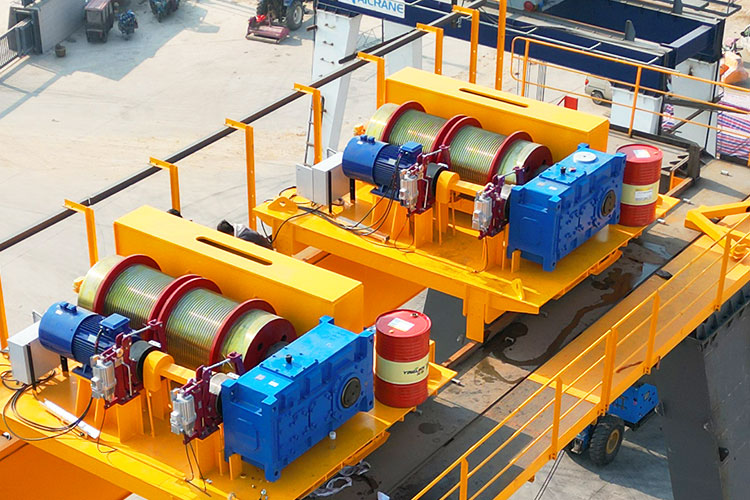 Customized RTG crane winch system for heavy lifting