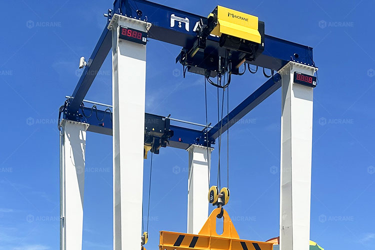 Dual-hoist synchronized lifting system for precise handling of electrical modules