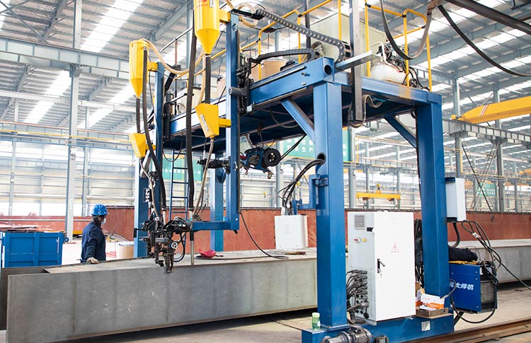 Crane steel structure fabrication and quality inspection during manufacturing