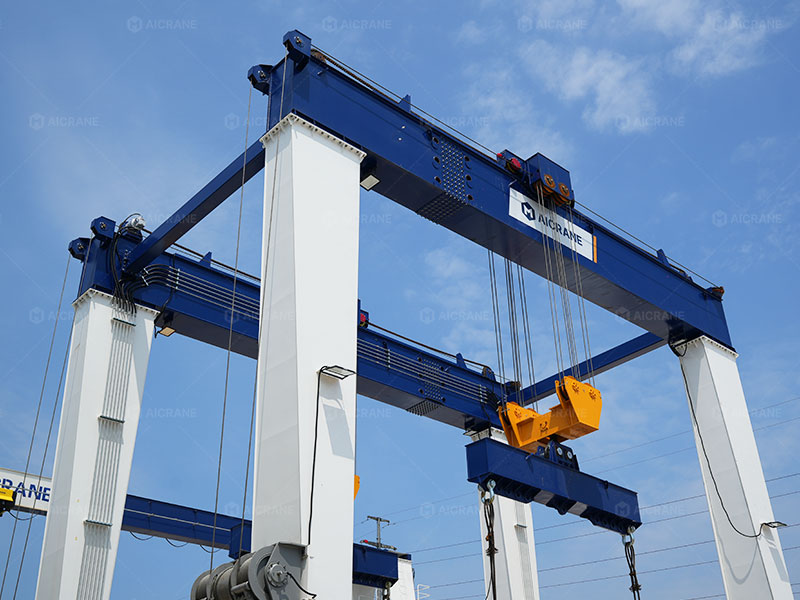 RTG crane structural design with durable steel frame for reliable long-term operation