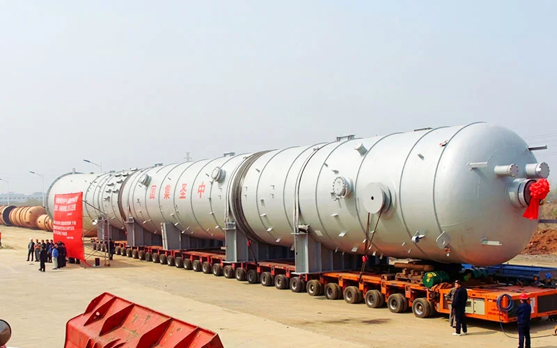 SPMT for transporting heavy pressure vessels in petrochemical projects