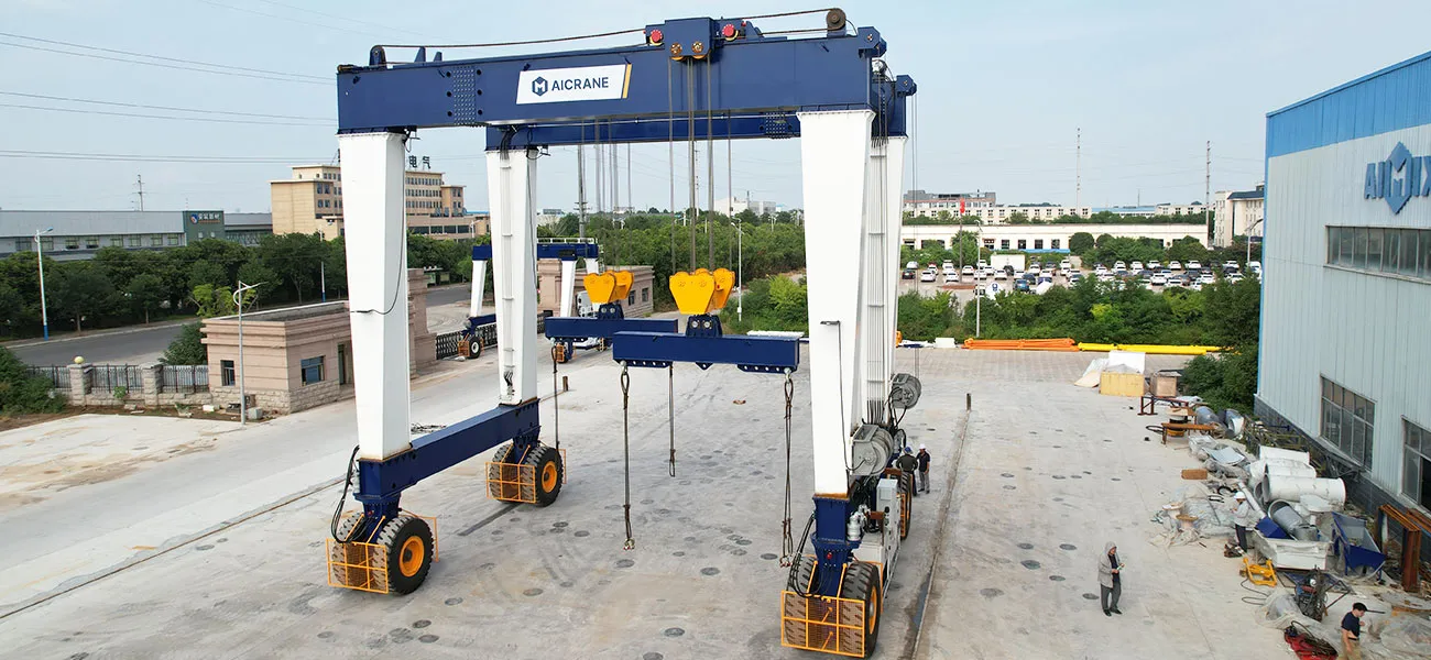 YTL rubber tyred gantry crane for outdoor handling and transportation of large gas tanks